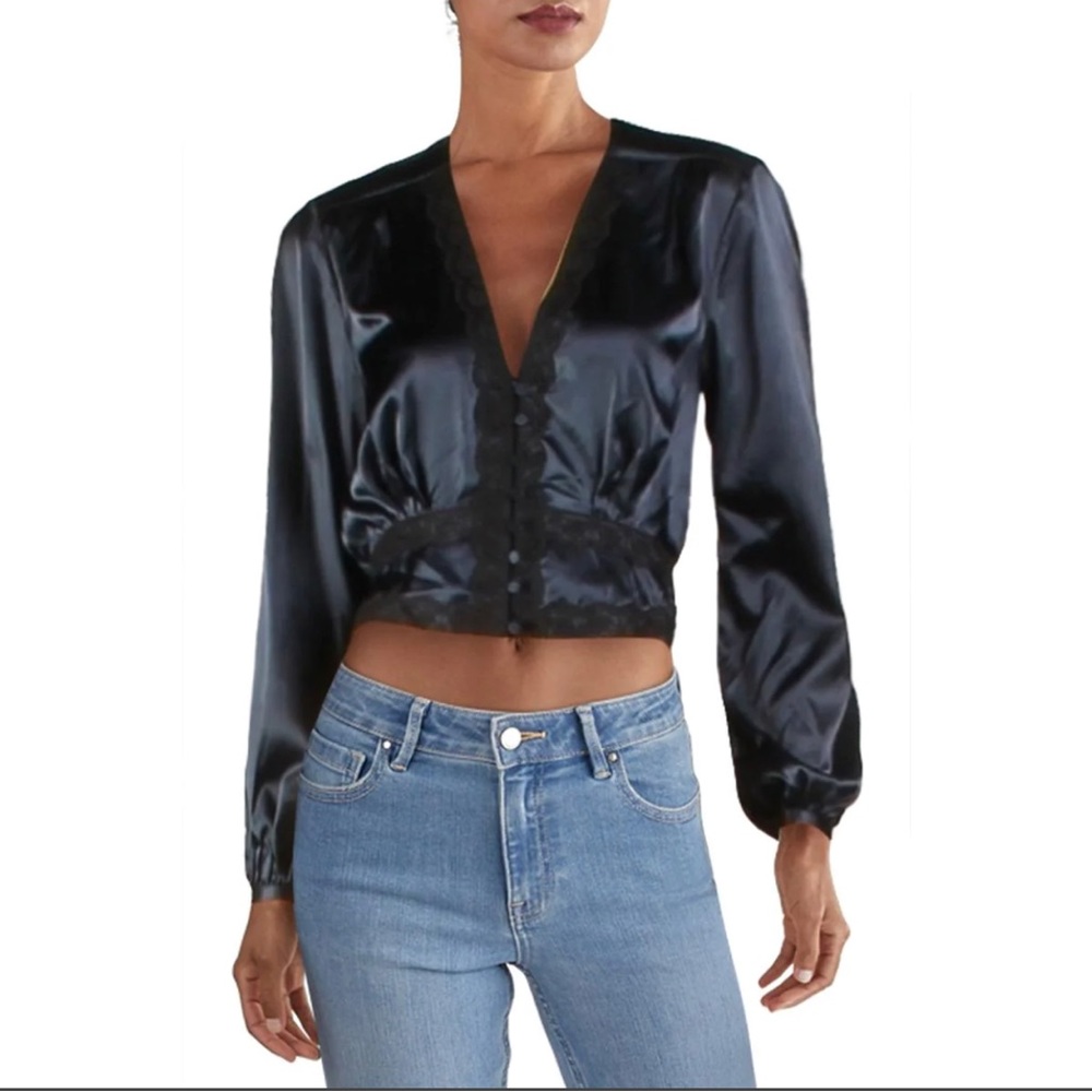 LINI
AUDREY SATIN LACE TRIM TOP